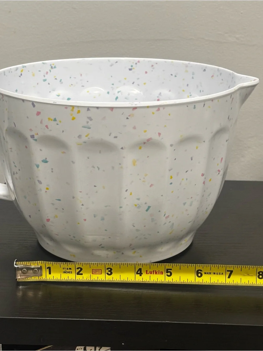 Melamine converter large Speckled White Mixing Bowl with Handle and Pour Spout